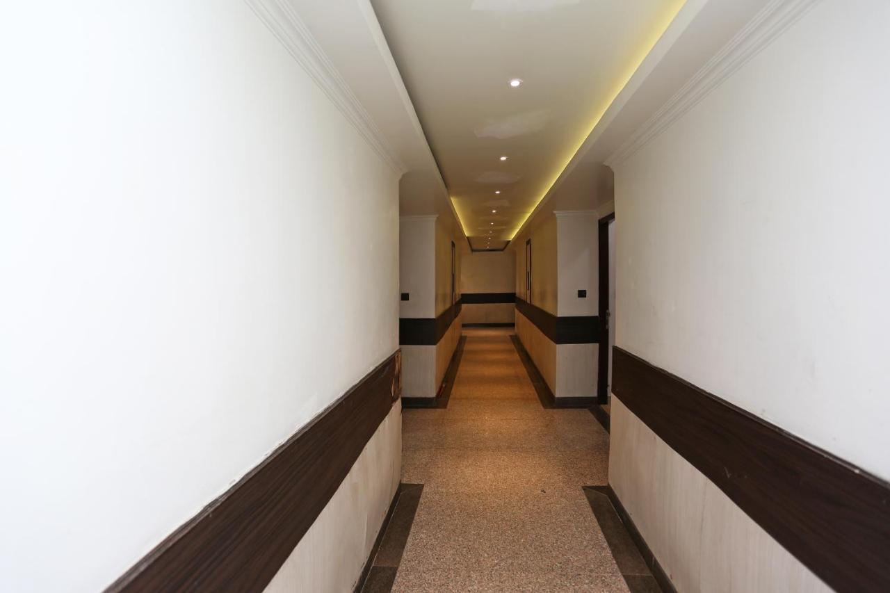 Capital O 5663 Gs Inn Chinhat Exterior foto